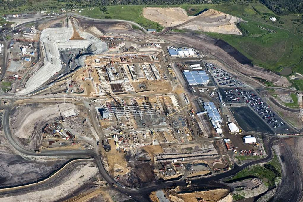 6 May 2010 - aerial site works