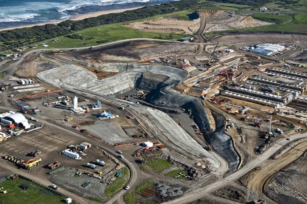5 May 2010 - aerial site works, box cut